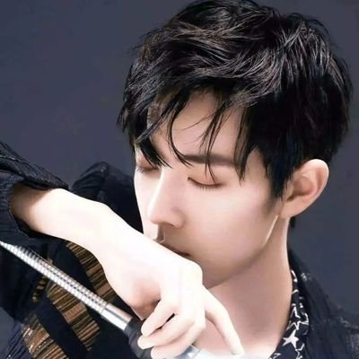 dEWi_SeanXiao_'s profile picture. ❤ XiaoZhan ❤
       xfx 🦐🦐