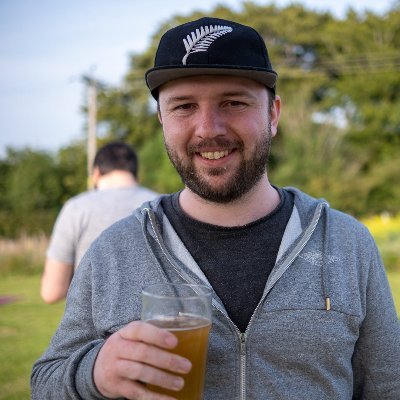 🥝 iOS Developer, making use of all things Swift. Drinks too much Coffee. https://t.co/9QtOJ3MpR4