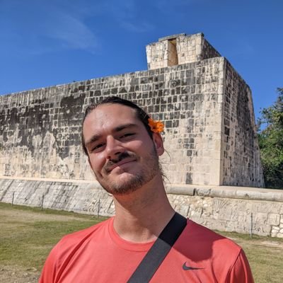 GrooGrocksKing's profile picture. UW-Madison alum ▫️ Peace Corps Namibia