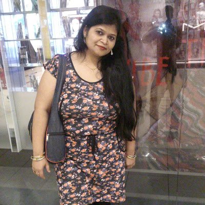 SimmiJaiswal11's profile picture. 