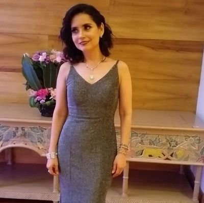 glowdeleon's profile picture. ✨️🌟✨️