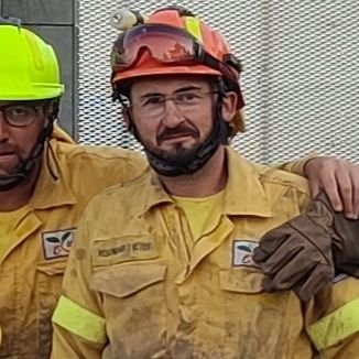 Hijo de María y Cecilio. Responsable Brigada Terrestre contra Incendios Forestales en CLM. Sonrisa Verde de @Asc_SONRISAS  #1niño1sonrisa.