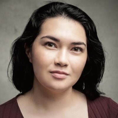 grad @BAactorsRCS, Japanese American, singer, neutrally buoyant feminist. she/her