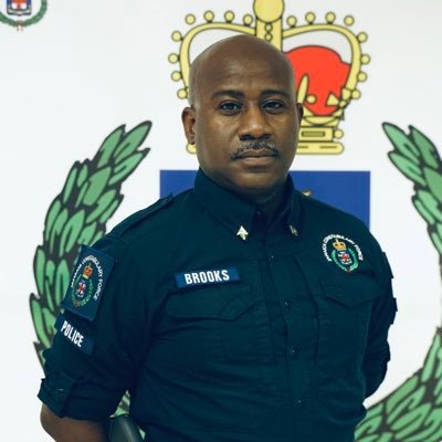 Senior Communications Strategist, Jamaica Constabulary Force|| Voiceover Actor|Sociology Teacher| IG: @dennisbroox #AttackingTeam || @thejamaicandadz