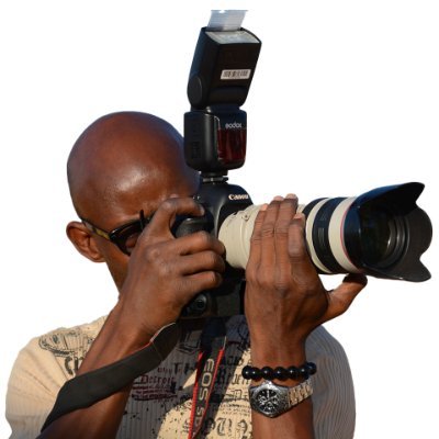 Boub's Sidibé is a versatile Malian professional known for his work as a photographer, journalist, and digital content manager.