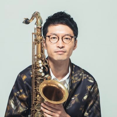 藤沢在住, 2児の父 | Dharma副代表 | MUSIC HACKサックス講師 | 主婦主夫ラジオ | https://t.co/8IPqtIqzL6 | https://t.co/57XvPZ3xBS