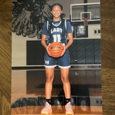 5’7 Senior Guard, attend Hendrickson High School, a member of NSHSS with a 3.6 GPA