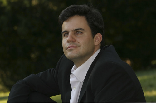 titoggonzalez's profile picture. Músico