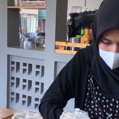 yayaudahlaa's profile picture. the side you never know about me