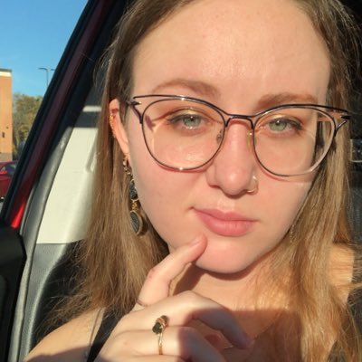 ElenaKamis's profile picture. AeroE at @UofIllinois 🌽 @OwensFellowship ‘19 🚀 @hawkeye360 System Operations Eng 🛰 - She/her 💖💛💙🏳️‍🌈