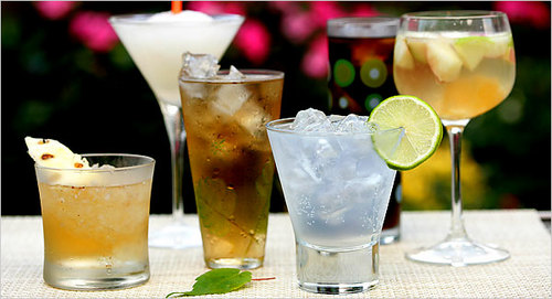 Somos uma empresa que tem qualidade na prestação de serviços de bar e entretenimento, Tornando seu evento com ambiente agradável e com variedade de coquetéis!