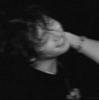 firsttime_4's profile picture. อย่าสำคัญตัวเองมากสิ....