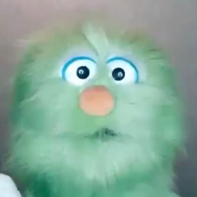 ymrq2wndmz's profile picture. Deep thought.