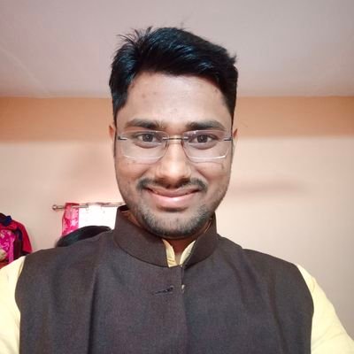 Patriotism .एकांतवास ! ऊँचाइयो का आधार । optimistic , love to everyone like प्यार बाटो । All tweets are personal .