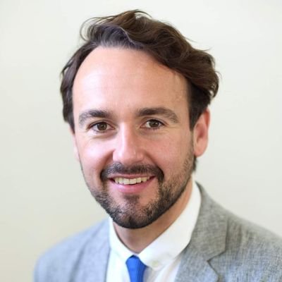 Burgemeester van de schitterende gemeente #Laarne #Kalken | Directeur-fusie CVO Groeipunt
