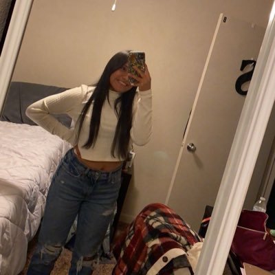 silviyuhhh's profile picture. shhhhhh