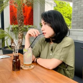 bersyukur adalah cara terbaik kita menghadapi dunia ini....😊