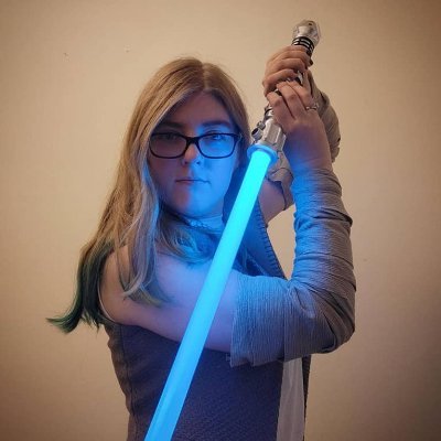 🖥️ UX Researcher @KeyLimeInteract 🎓Esports prof @UNewHaven 🎮 video game scholar 🥋 Martial Artist 💙 she/her
(all tweets my own)