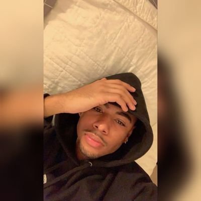 AndreHi72021025's profile picture. I love money 💰