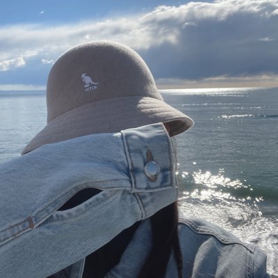 LuLu93bebe's profile picture. 📍Tokyo Love💓kith🦄 NIKE👟streetfashion🧏🏻‍♀️ からの🔥⚡️鬼滅の刃⚡️🔥 🐰ちいかわ🐻‍❄️🦄kith沼の住人😇