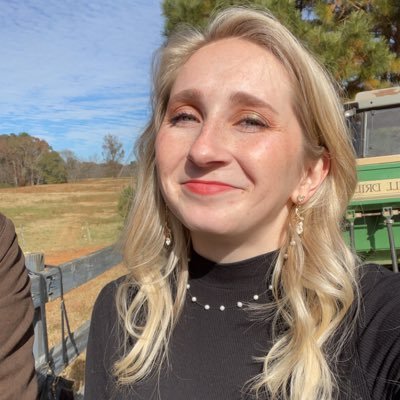 cindywintners's profile picture. viewer beware, you’re in for a scare.