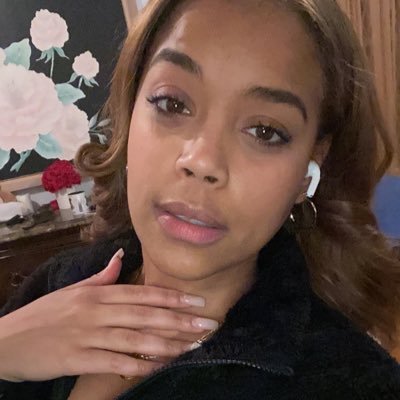 thaliajenniferr's profile picture. #QUEEN👑