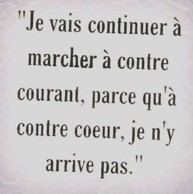 Il y a une étoile mise dans le ciel pour chacun de nous, assez éloignée pour que nos erreurs ne viennent jamais la ternir. Christian Bobin