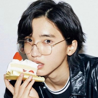 Mshun725_728's profile picture. 98line ティアラ🖤 なにふぁむ 💖 スノ担🖤💙🧡𝙄𝙣𝙨𝙩𝙖𝙜𝙧𝙖𝙢 m_s725_728