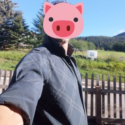 newpietra's profile picture. Odio i lunedì!
V. R.