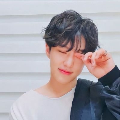 호랑헤 ♥️♥️♥️ || she/her 🇵🇭 || bns acc @soonsolcart
OFFICIALLY BROKE NA 😭🙅🏻♀️