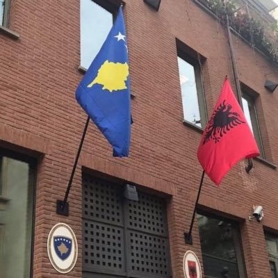 Official Account of the Consulate General of Albania in Milan. Profili zyrtar i Konsullatës se Përgjithshme te RSh në Milano