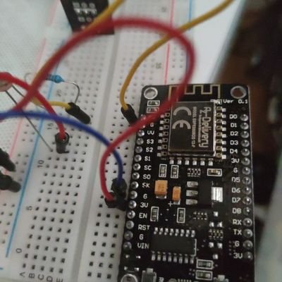 Docente de primaria apasionado de la tecnología despertando en mi alumnado el interés por la robótica, la programación y el diseño 3D