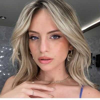 flower_cemrem26's profile picture. 