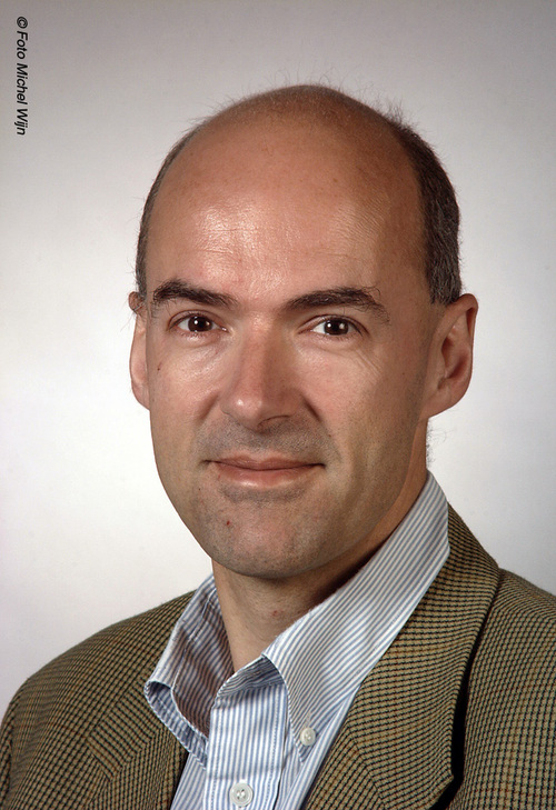 frankbosch's profile picture. Internist - intensivist @Rijnstate.  professor in acute internal medicine  @RadboudUMC . Disclaimer #DrRijnstate: https://t.co/CeXowTL3PM