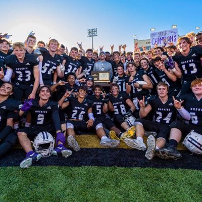 Official account of Blue Valley Northwest High School Football. 2021 Kansas Class 6A State Champions & EKL Champions. #PULLtheSLED