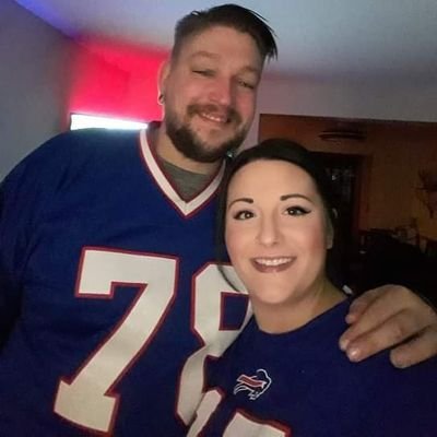 I am in a fully committed relationship with the buffalo bills!! Tough to love but their hearts in the right place! #BILLSMAFIA🐂 My wife gets it!!!
@megs630x ❤️