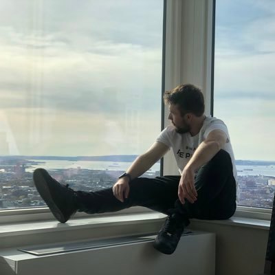 ☦️ | 🇷🇺• 🇺🇸 | 24 | full time trader 👨🏻💻 | Videographer for @dangeloruff 📸| Gambler | Web3 enthusiast | Streamer | use code ttvcorrupt in the item shop