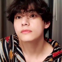 솝 (@taetswan) 's Twitter Profile