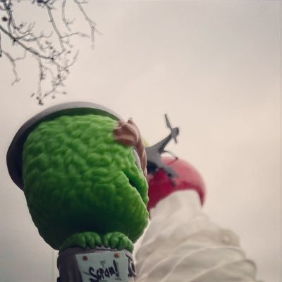 LeGrouch's profile picture. The abyss in to which one stares, be careful, I stare back 🤪