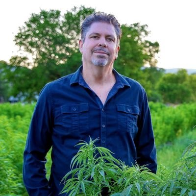 ☀President of #WAFBA - We Are For Better Alternatives
☀Producer of @NoCoHempExpo & @SouthHempExpo
☀Publisher & Podcast Host of @LetsTalkHemp Media