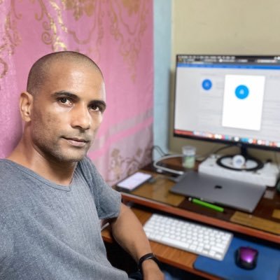 Software Engineer, focused on Mobile Android tech, father of three.
