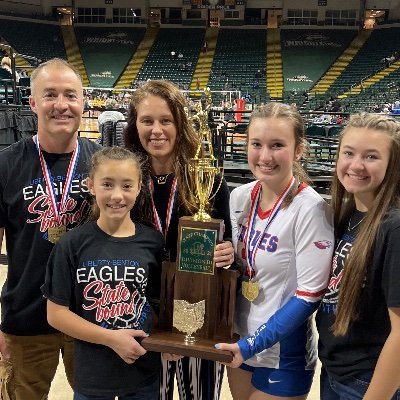 Wife, mother of 3 girls, math teacher.  I love Jesus, my family, teaching, and coaching. Go Eagles! 2021 and 2019 State Champs🏐💙❤️🏐
