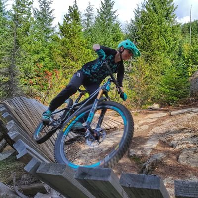 Welsh.Radiographer bursts into song every day! MTB & snowboarder living the dream in Whistler. Ankylosing Spondylitis & Hip Dysplasia warrior 🏴🇨🇦