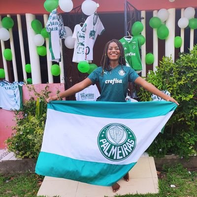 Quilombola✊🏿 Nordestina do DDD 098🌵 Palmeirense💚 Educação física⚽ Mãe da Larah👧🏾 Irônica de vez e sempre.🤪insta: @eliene_diniz1914