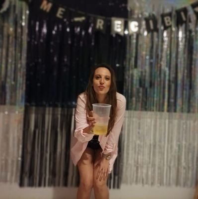 SamArrigoni's profile picture. Si quieres cambio verdadero, pues camina distinto.