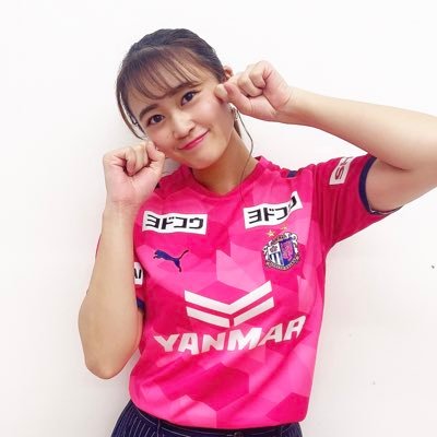 2021下半期セレッソガールでした🌸⚽️ 美容看護師で趣味はサッカー観戦とゴルフ、お買い物に美容が好きで休みの日は絶対に外に出る派です🥳1/25〜TikTokライブ配信START🎉フォローお願いします❤️