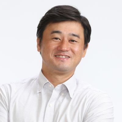 長崎県議会議員（1期目）、元諫早市議会議員（2期）、NPO法人理事など。
長崎県諫早市高来町生まれ。九州大学大学院比較社会文化学府修士課程修了。