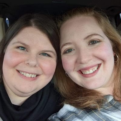 MS/HS librarian in Northern VA. Nashville native w/ TX genes. Recovering math teacher. In a #LibrarianPowerCouple with @rgrov1013 she/her Queer 🏳️‍🌈