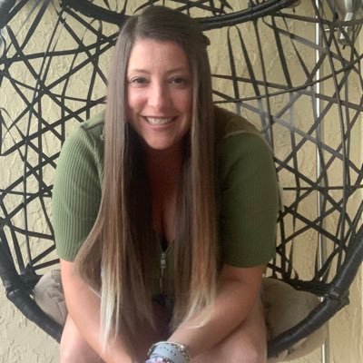 FeulaGeiza's profile picture. Então vamos viver... um dia a gente se encontra 💁🏼‍♀️🙅🏼‍♀️🙆🏼‍♀️