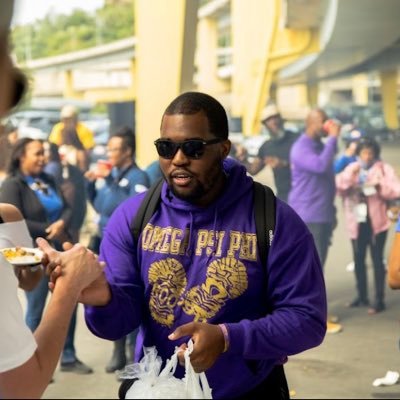 Hard Work and Dedication| University of Pittsburgh Alum👨🏾‍🎓 🐾| ΩΨΦ 🐶⚡️ ΟΨ